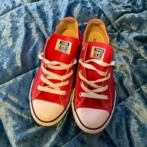 RED *like new* converse!